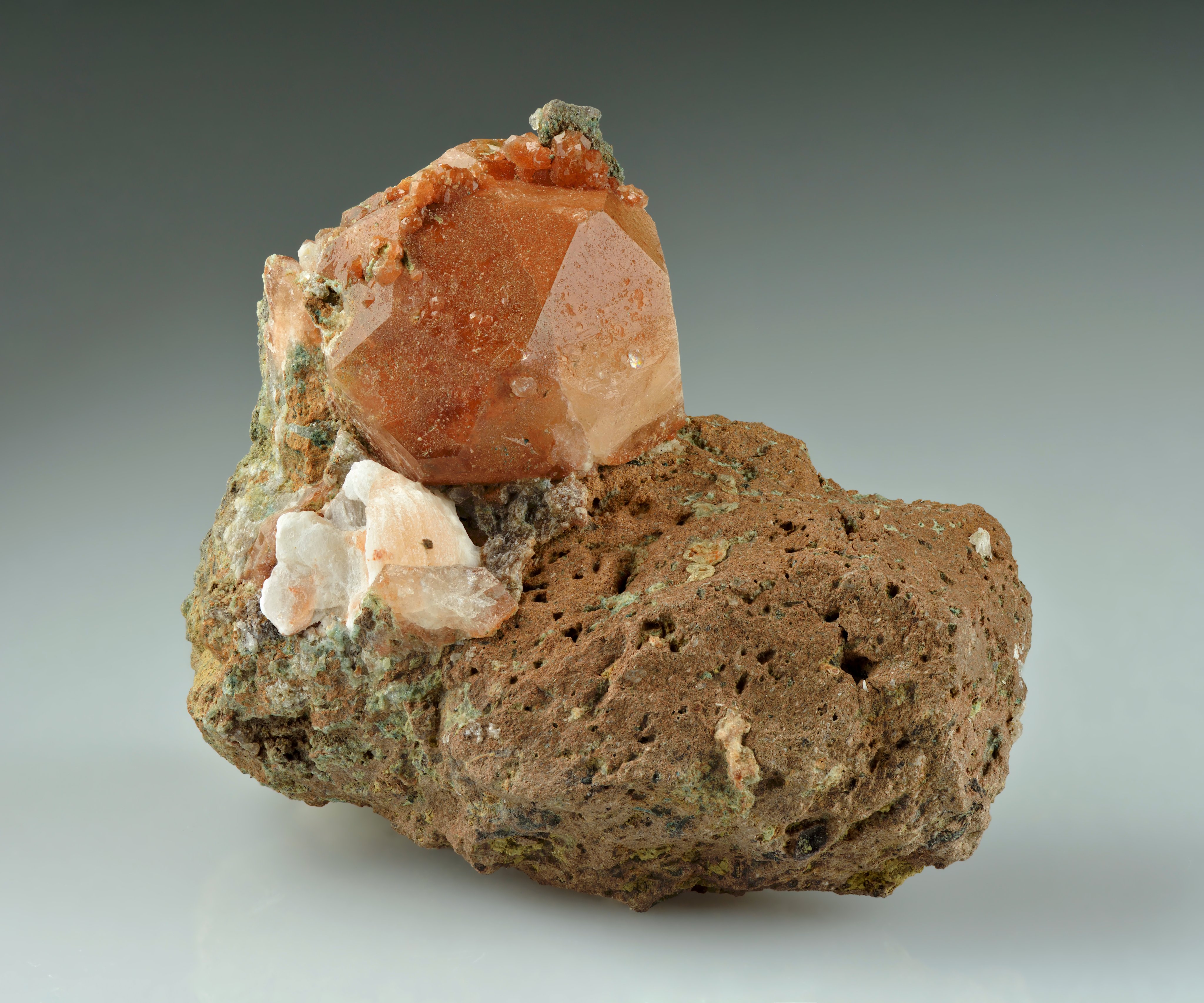 Analcime Specimen picture