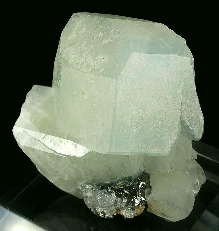 Datolite Specimen picture