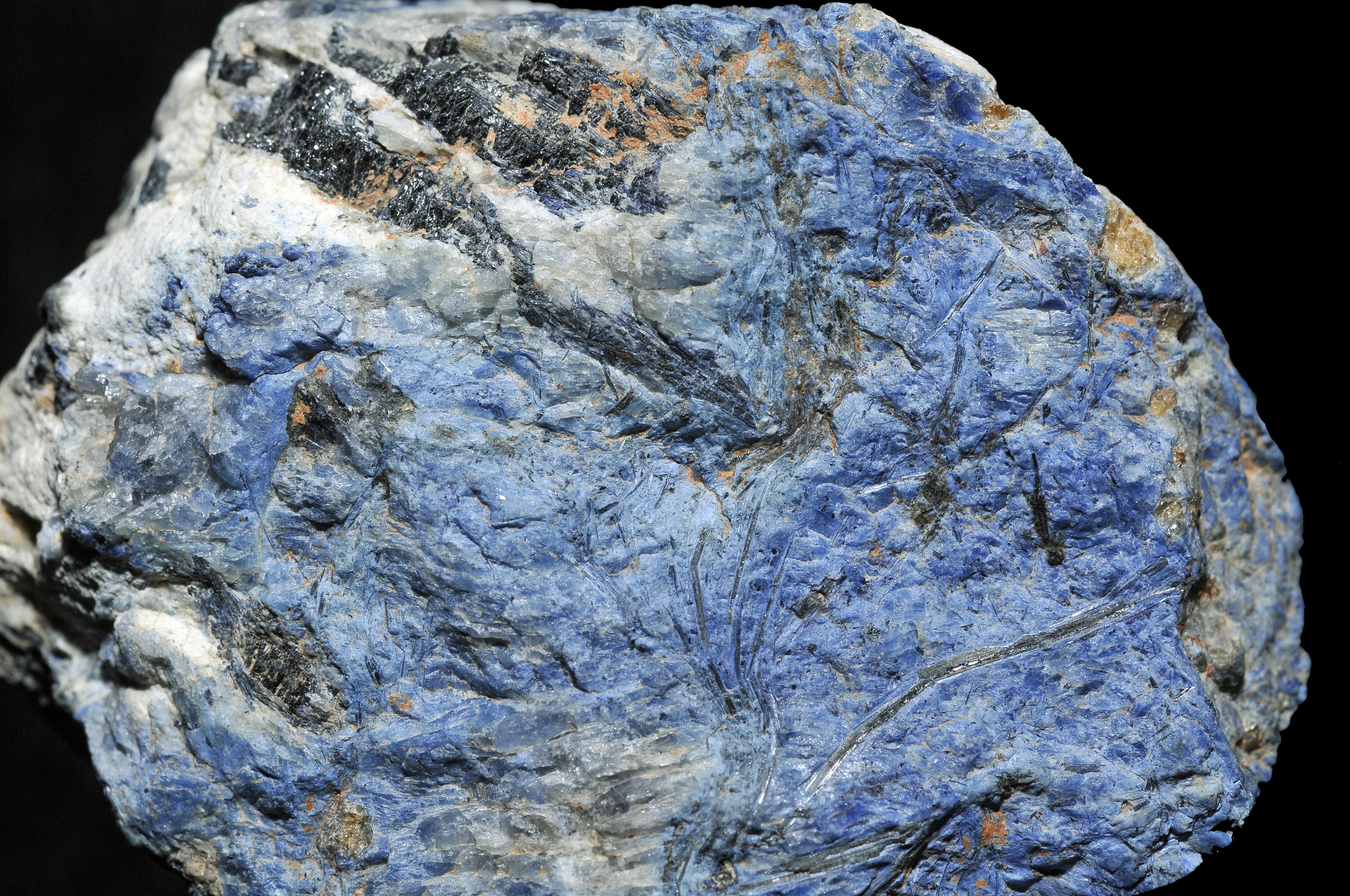 Dumortierite Specimen picture