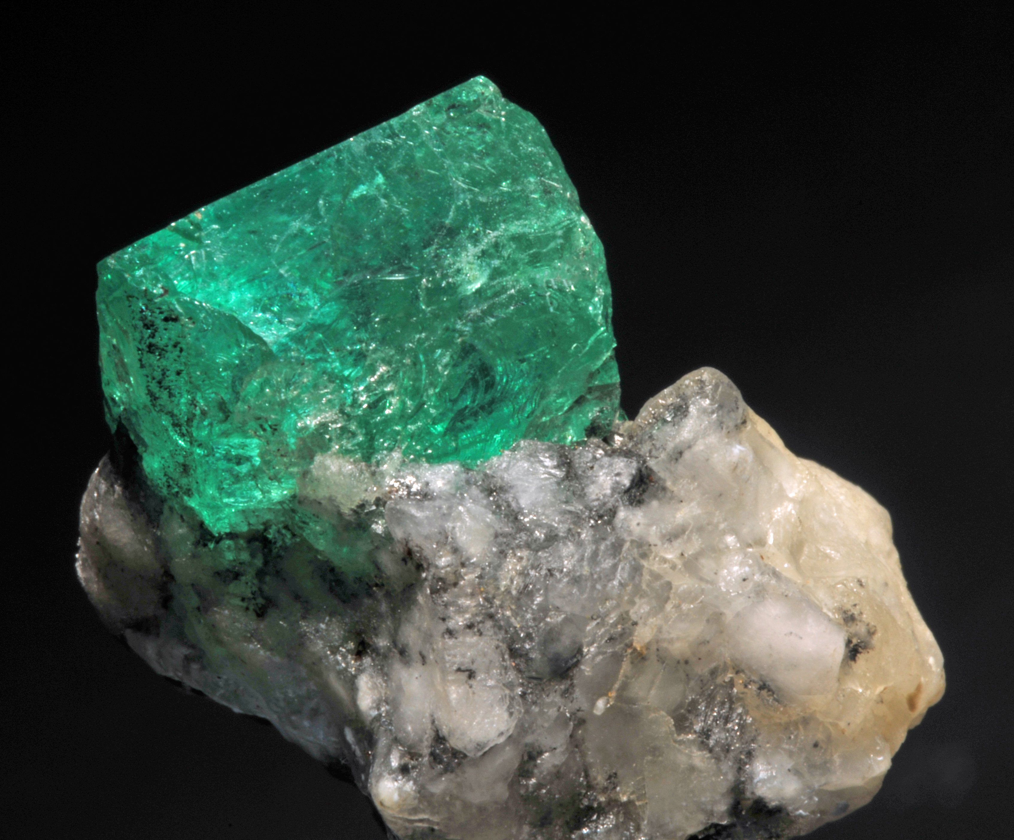 Emerald Specimen picture