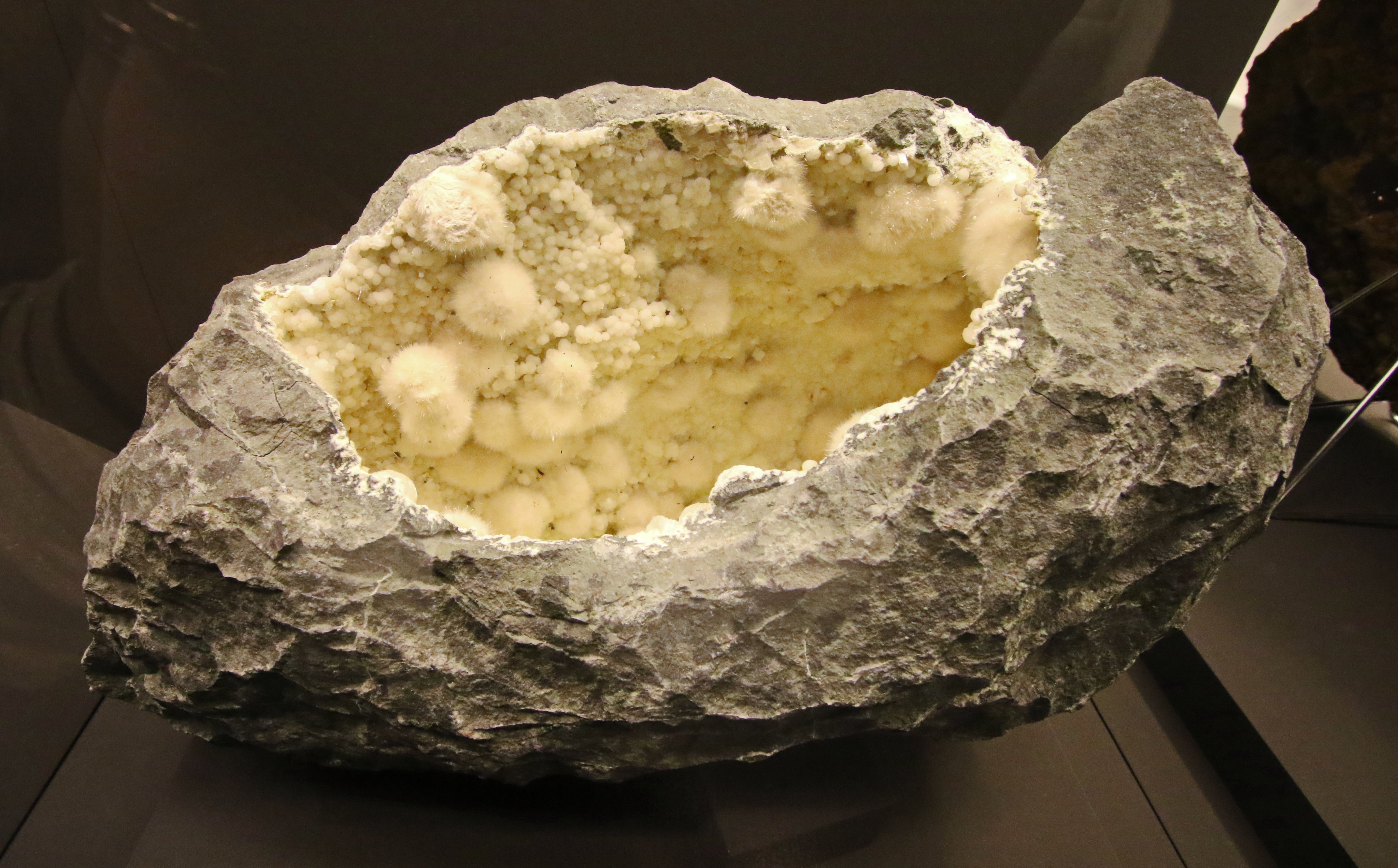 Okenite Specimen picture