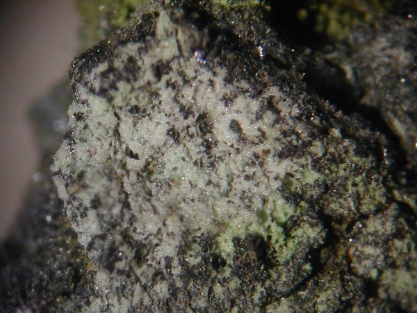 Periclase Specimen picture