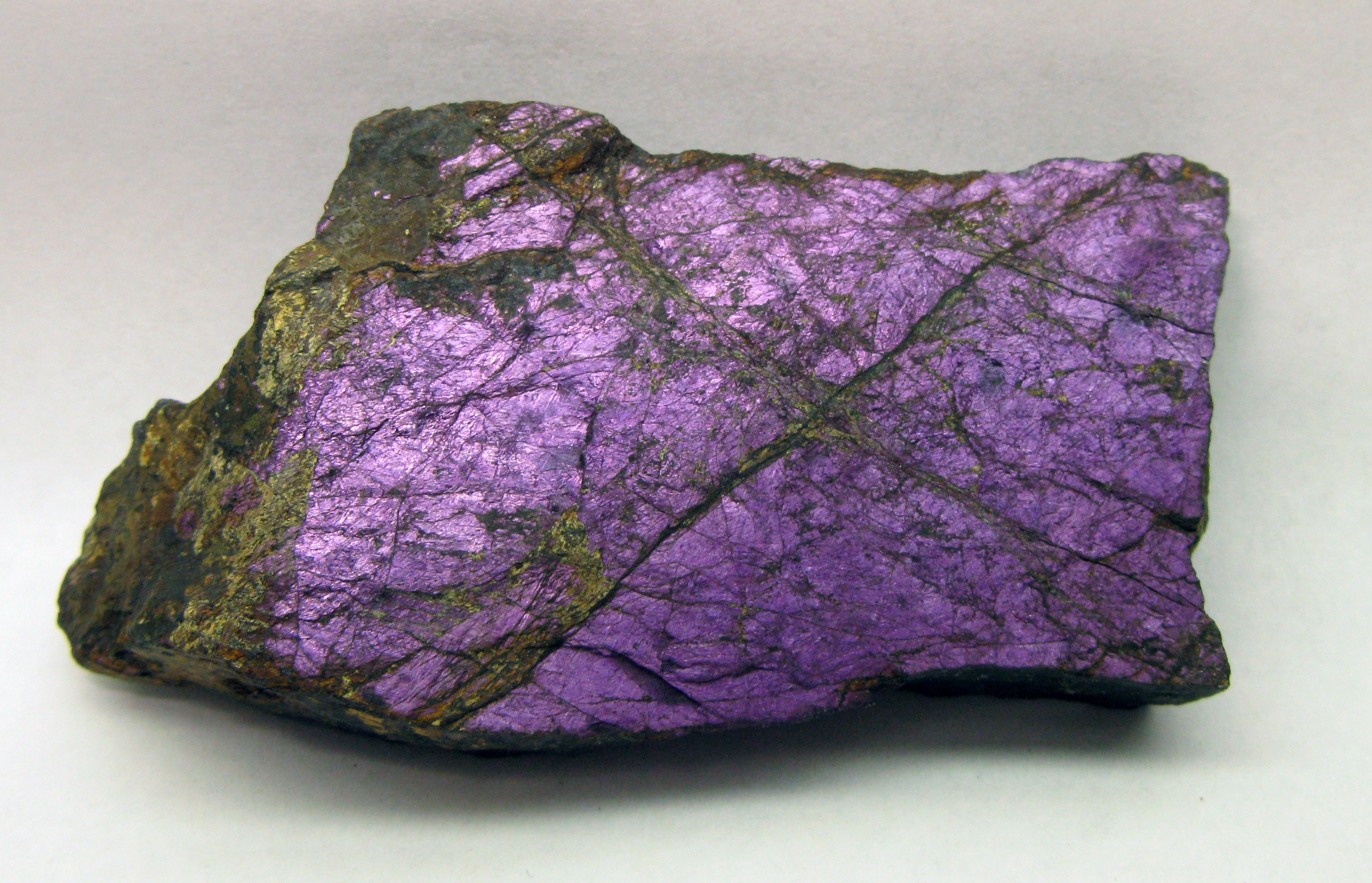 Purpurite Specimen picture